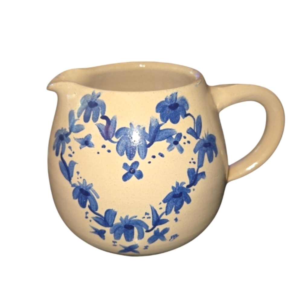 P.R. Storie Pottery Co. VTG Beige & Blue Floral Heart Pottery Pitcher‎ 7"X5"X5"